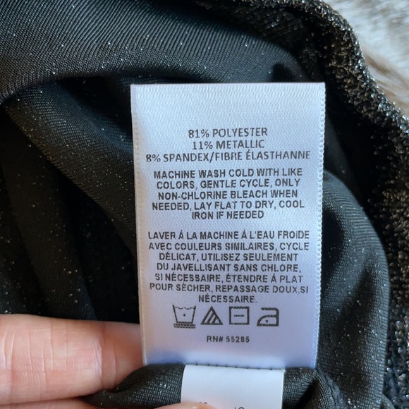 Express One Eleven Silver Sparkle V-Neck Elastic Hem Tank Size Small NWT - Picture 7 of 7